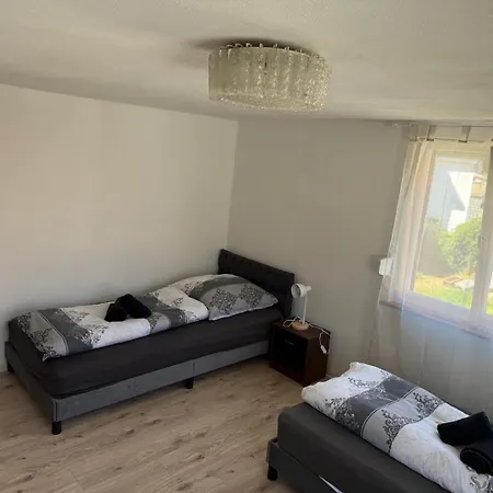 Team At Obergeschossapartment Mit Balkon Apartament *