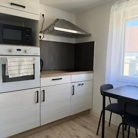 Team At Obergeschossapartment Mit Balkon Apartament *